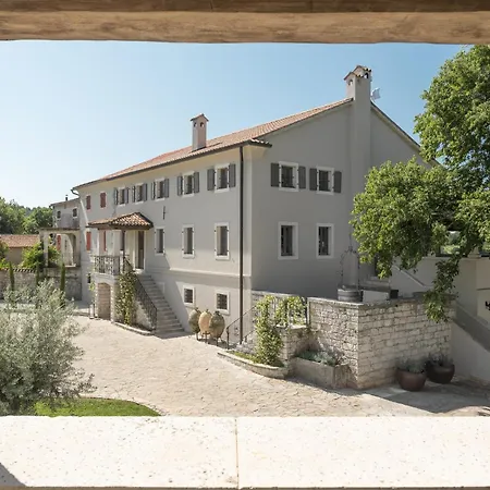 San Tomasini Heritage Hotel 5*