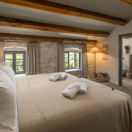 San Tomasini Heritage