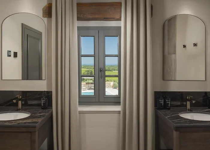 Отель San Tomasini Heritage Вишнян